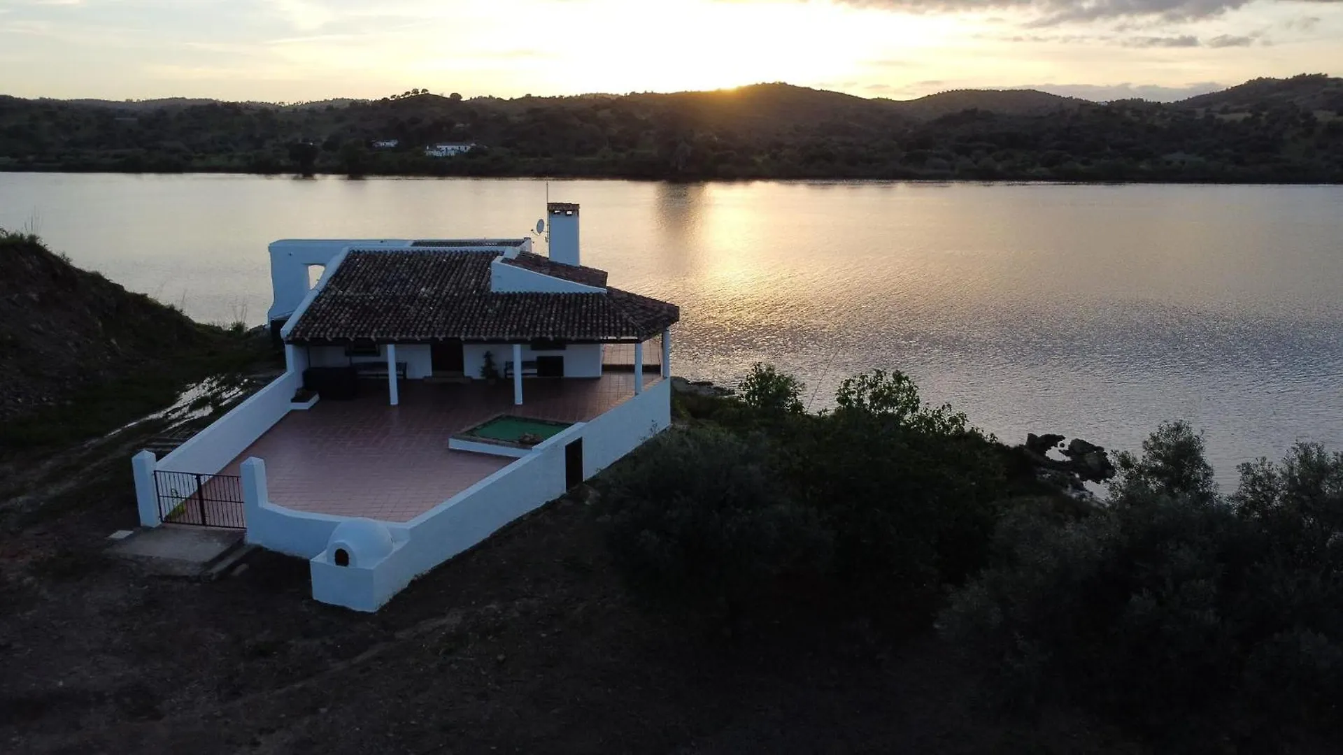 Excelente Casa Junto Al Rio Villa Huelva